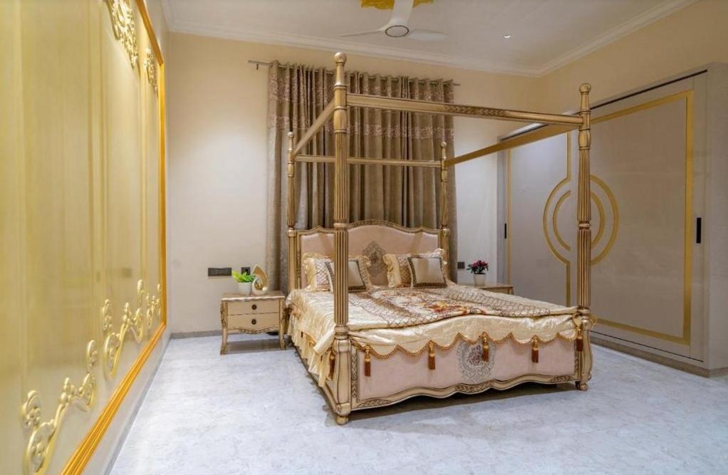 Redhomex Cove Castle Villa Hyderabad Bagian luar foto