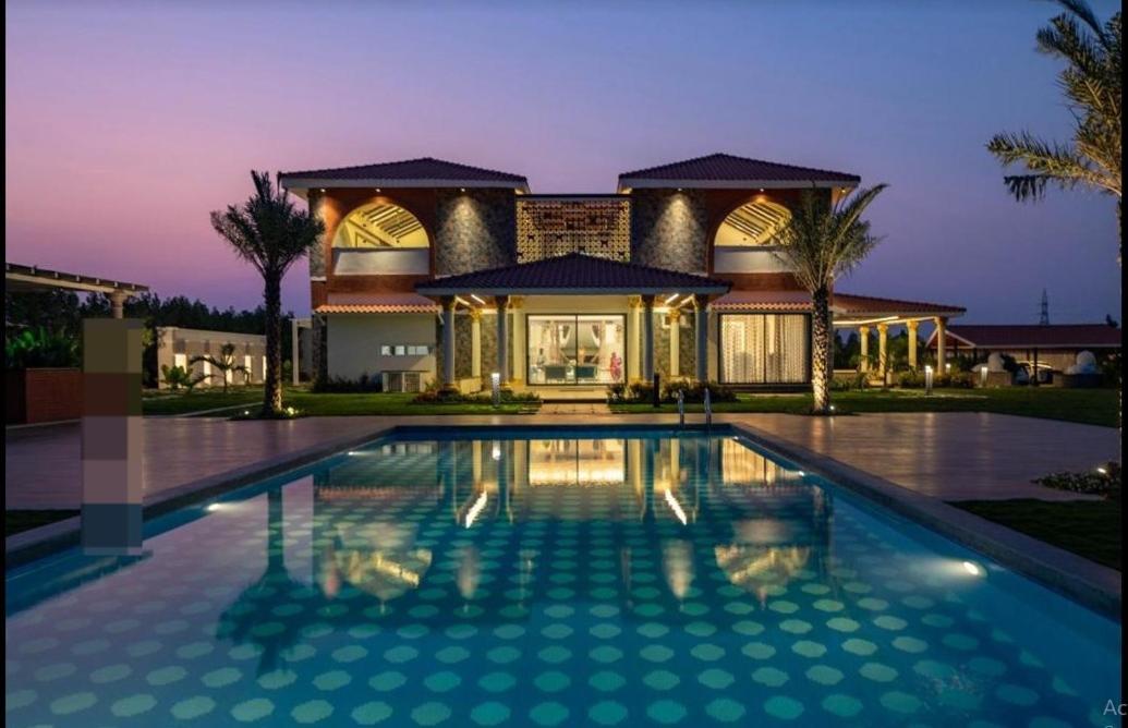 Redhomex Cove Castle Villa Hyderabad Bagian luar foto